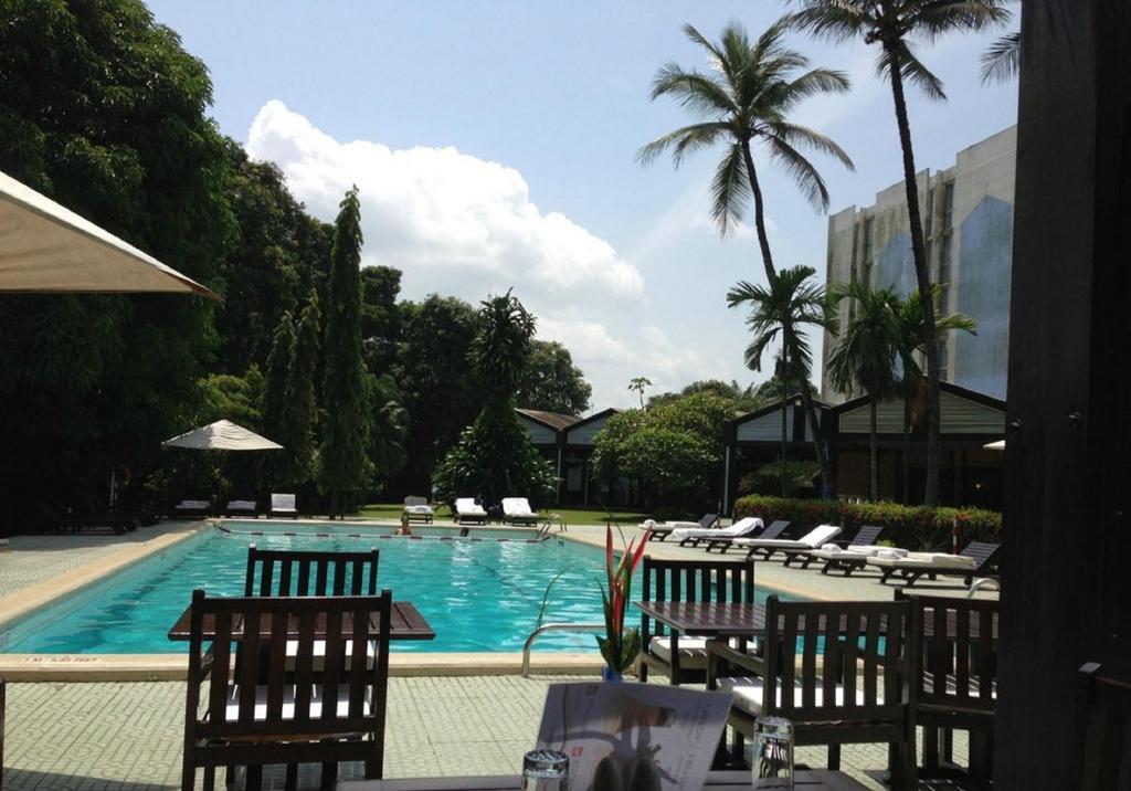 Douala Rabingha Hotel Eksteriør bilde