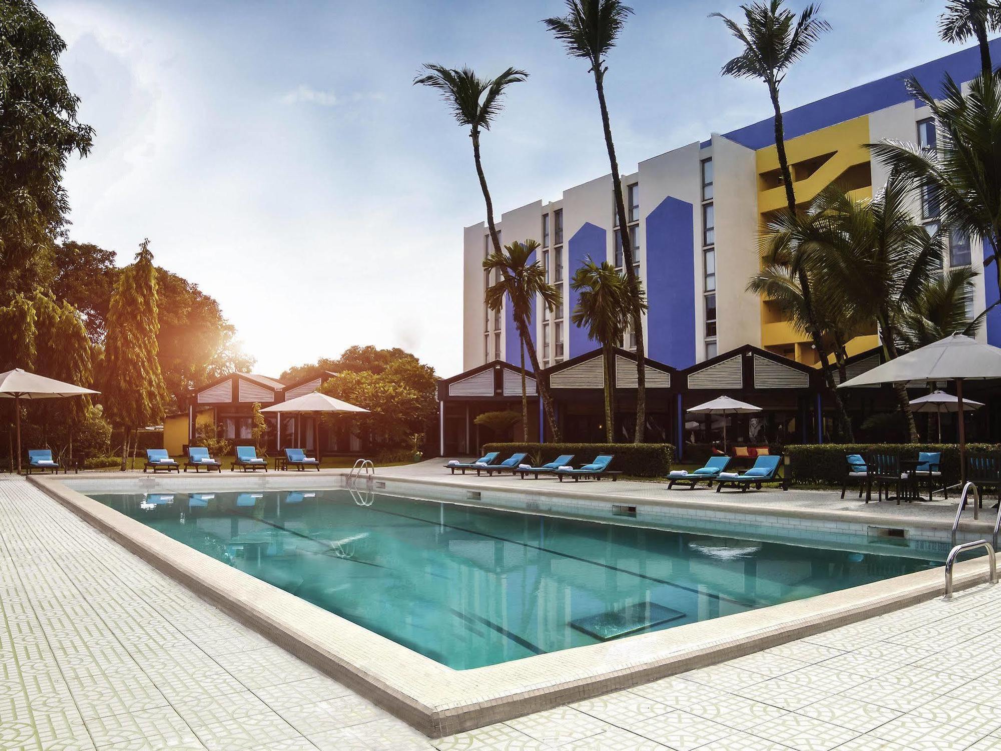 Douala Rabingha Hotel Eksteriør bilde