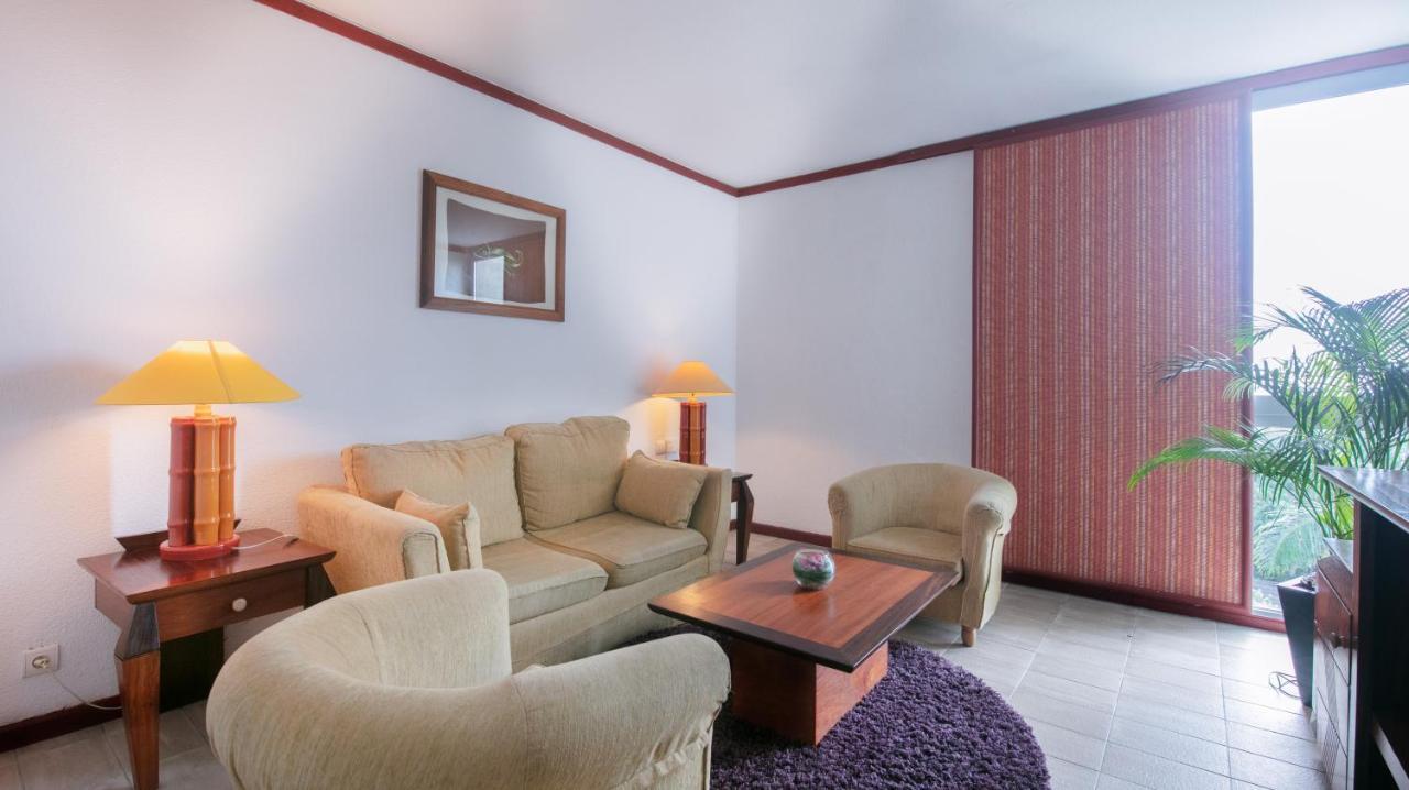 Douala Rabingha Hotel Eksteriør bilde