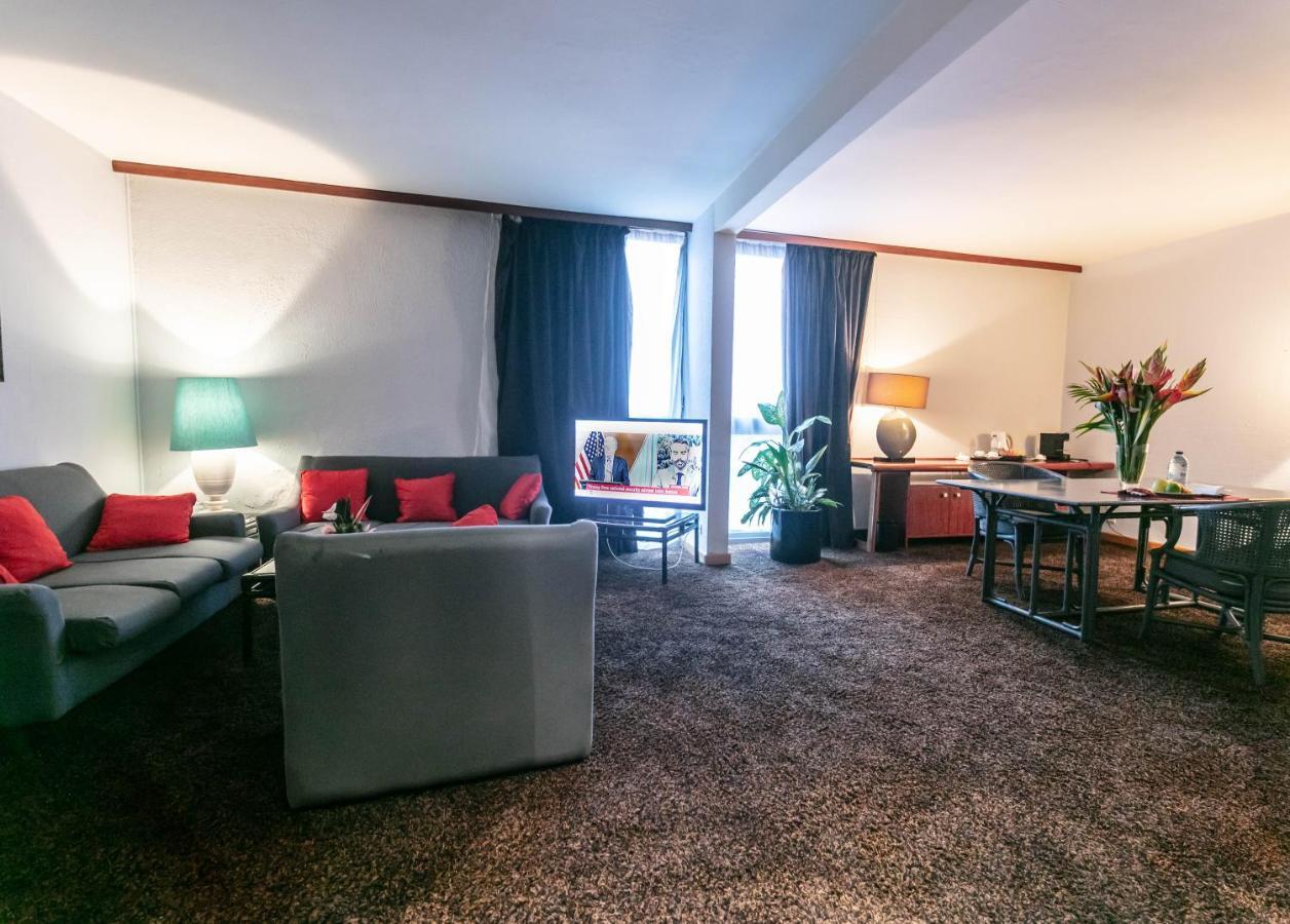 Douala Rabingha Hotel Eksteriør bilde