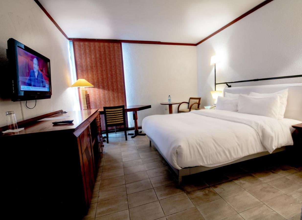 Douala Rabingha Hotel Eksteriør bilde