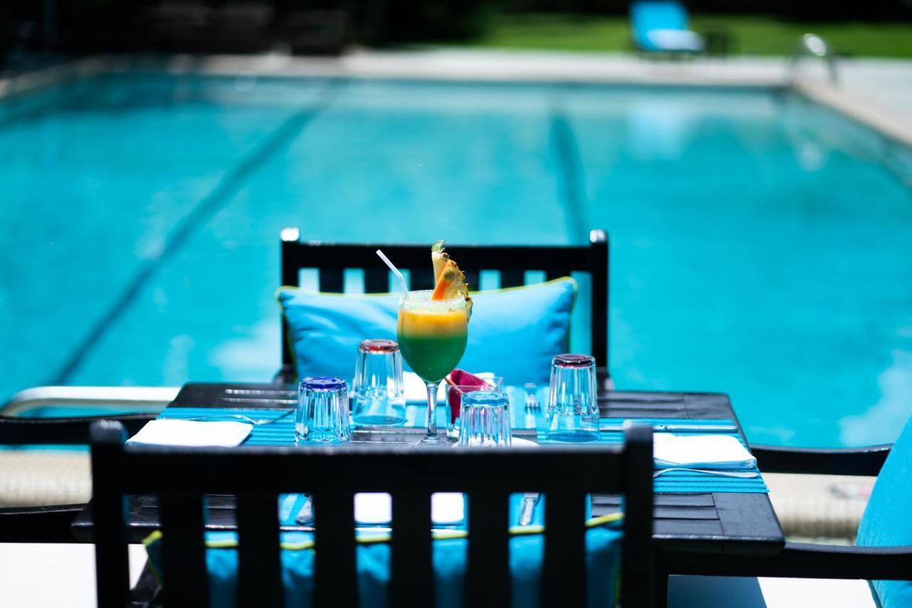 Douala Rabingha Hotel Eksteriør bilde